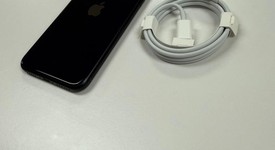 Mint
													Apple iPhone SE 3rd Gen 2022 - Unlocked, Midnight, 64 GB, A2595, photo 3 of 7
