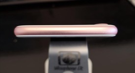 Good
													Apple iPhone 7 - Unlocked, Rose Gold, 32 GB, A1660, photo 5 of 7