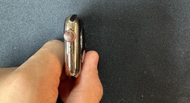 Good
													Apple Watch Series 4 44mm - Unlocked, Gold, A1976 - Cellular, Stainless, photo 2 of 7