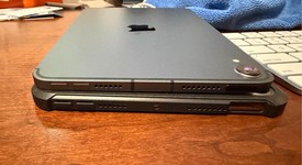 Good
													Apple iPad Mini 6th Gen - Unlocked, Gray, 64 GB, A2568, photo 5 of 8