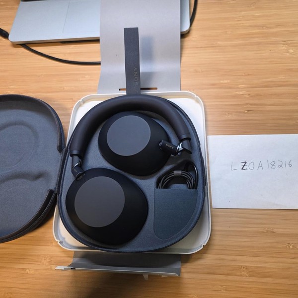 Sony WH-1000XM6 - Midnight Blue