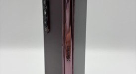 Mint
													Samsung Galaxy Z Fold4 5G - Unlocked, Burgundy, 256 GB, 12 GB, SM-F936U1, photo 3 of 9