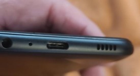 Mint
													Samsung Galaxy A02s - Unlocked, Black, 32 GB, 2 GB, photo 4 of 10