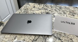 Mint
													MacBook Air 2020 - 13" - I5, Gray, 256 GB, 8 GB, photo 2 of 11