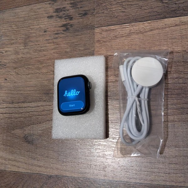 Apple Watch Series 9 41mm - Midnight, A2978 - GPS, Aluminum