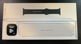 Fair
													Apple Watch Series 7 45mm - Unlocked, Midnight, A2477 - Cellular, Aluminum, photo 3 of 8