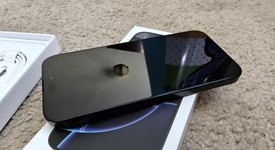 Mint
													Apple iPhone 16 Pro Max - Unlocked, Black, 256 GB, A3084, photo 2 of 14