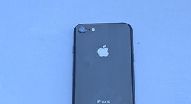 Mint
													Apple iPhone 8 - Verizon, Gray, 64 GB, A1863, photo 3 of 9