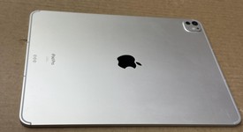 Good
													Apple iPad Pro 13" (M4) 2024 - Unlocked, Silver, 256 GB, 8 GB, A2926, Standard Glass, photo 5 of 7