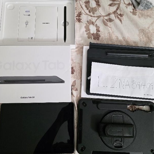 Samsung Galaxy Tab S9 - Wi-Fi, Graphite, 256 GB, 12 GB, SM-X710