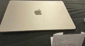 Good
													MacBook Air 2022 (M2) - 13" - Apple M2, Starlight, 256 GB, 8 GB, photo 3 of 5
