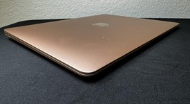Fair
													MacBook Air 2020 - 13" - I5, Gold, 512 GB, 8 GB, photo 4 of 7