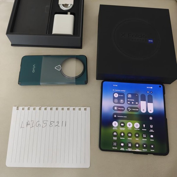 Vivo X Fold6 - Unlocked Non-US, 512 GB, Azure, 16 GB