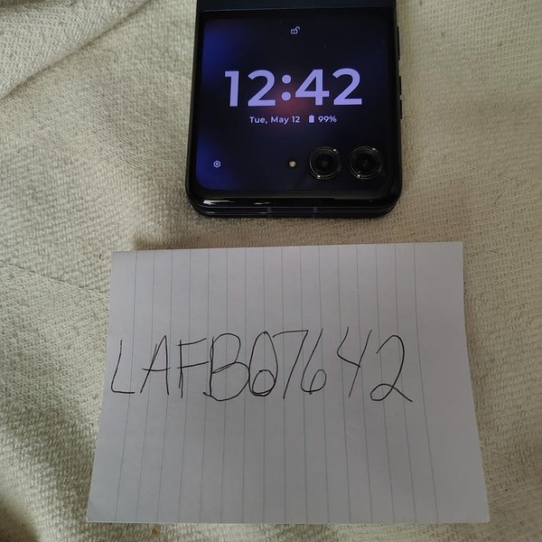Motorola Razr (2025) - Verizon, 256 GB, Blue, 8 GB