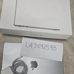 Good MacBook Air 2024 (M3) - 13 inch - 512 GB, Gray, 8 GB, Apple M3, 8-core GPU