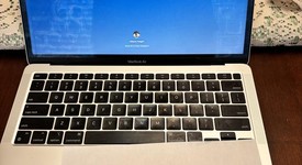 Good
													MacBook Air 2020 - 13" - Apple M1, Silver, 1 TB, 16 GB, photo 2 of 12