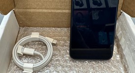 Mint
													Apple iPhone SE 3rd Gen 2022 - Unlocked, Midnight, 64 GB, A2595, photo 2 of 6