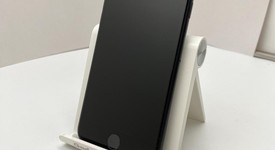 Good
													Apple iPhone SE 3rd Gen 2022 - Unlocked, Midnight, 64 GB, A2595, photo 2 of 7