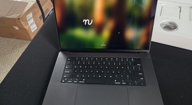 Good
													MacBook Pro Late 2023 (M3) - 16" - Apple M3 Pro 12-core, Black, 512 GB, 36 GB, 18-core GPU, photo 3 of 11