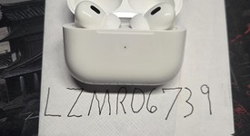 Used
													Apple AirPods Pro 2 - USB-C, photo 2 of 5