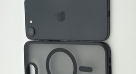 Mint
													Apple iPhone 16e - Unlocked, Black, 256 GB, A3212, photo 4 of 8