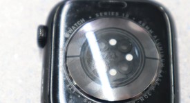 Mint
													Apple Watch Series 10 46mm - Unlocked, Black, A3003 - Cellular, Aluminum, photo 5 of 10