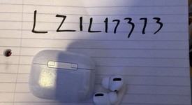 Used
													Apple AirPods Pro 2nd Gen - USB-C, photo 3 of 5