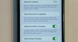 Mint
													Apple iPhone 11 - AT&T, Green, 64 GB, A2111, photo 2 of 7