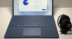 Mint
													Microsoft Surface Pro 9 - Wi-Fi, I5, Sapphire, 256 GB, 8 GB, Wi-Fi, photo 1 of 6