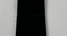 Good
													Samsung Galaxy Z Flip4 5G - Unlocked, Blue, 128 GB, 8 GB, SM-F721U1, photo 2 of 7