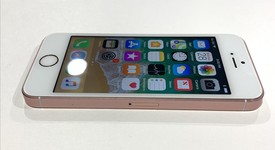 Good
													Apple iPhone SE 1st Gen 2016 - Unlocked, Rose Gold, 128 GB, A1662, photo 4 of 9