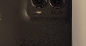 Fair
													Motorola Edge (2024) - Unlocked, Black, 256 GB, 8 GB, photo 2 of 8