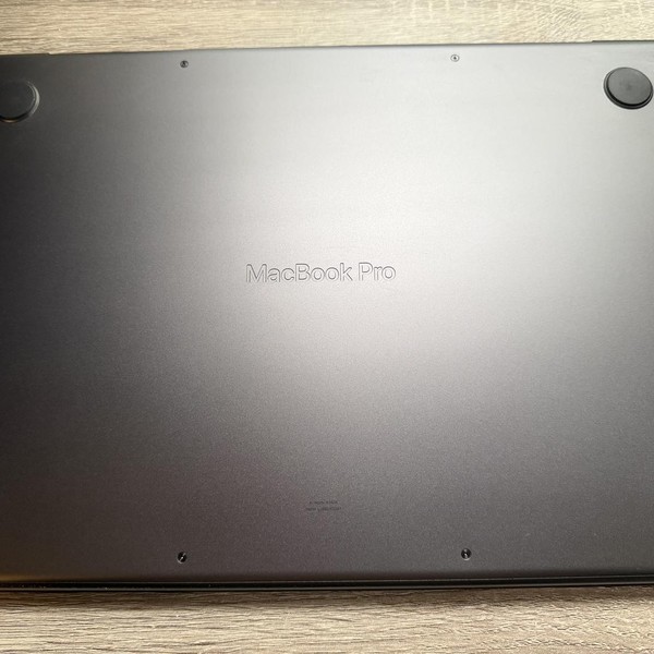 MacBook Pro 2025 - 14 inch - 512 GB, Space Black, 16 GB, Apple M5