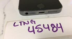 Good
													Apple iPhone 5S - Unlocked, Gray, 16 GB, A1533, photo 3 of 5