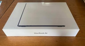 New
													MacBook Air 2022 - 13" - Apple M2, Midnight, 256 GB, 16 GB, photo 4 of 5