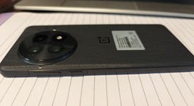 Mint
													OnePlus 13 - Unlocked, Black Eclipse, 512 GB, 16 GB, photo 3 of 7