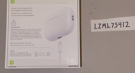 New
													Apple AirPods Pro - MagSafe Case, photo 2 of 4