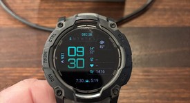 Mint
													Garmin Instinct 3 - Black, AMOLED, photo 2 of 9