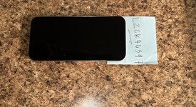 Mint
													Apple iPhone 16 Pro Max - Unlocked, White, 256 GB, A3084, photo 4 of 10
