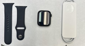 Mint
													Apple Watch Series 7 45mm - Green, A2474 - GPS, Aluminum, photo 2 of 19