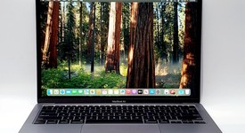 Good
													MacBook Air 2020 - 13" - I5, Gray, 512 GB, 8 GB, photo 1 of 14