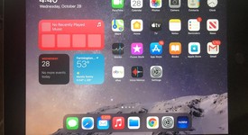 Good
													Apple iPad 5th Gen - Wi-Fi, Gray, 32 GB, A1822, photo 1 of 5