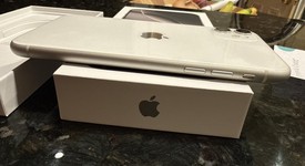 Good
													Apple iPhone 11 - AT&T, White, 64 GB, A2111, photo 4 of 6