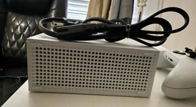 Good
													Xbox Series S (2020) - White, 512 GB, photo 4 of 6