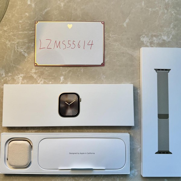Apple Watch Series 10 46mm - Unlocked, Gold, A3003 - Cellular, Titanium