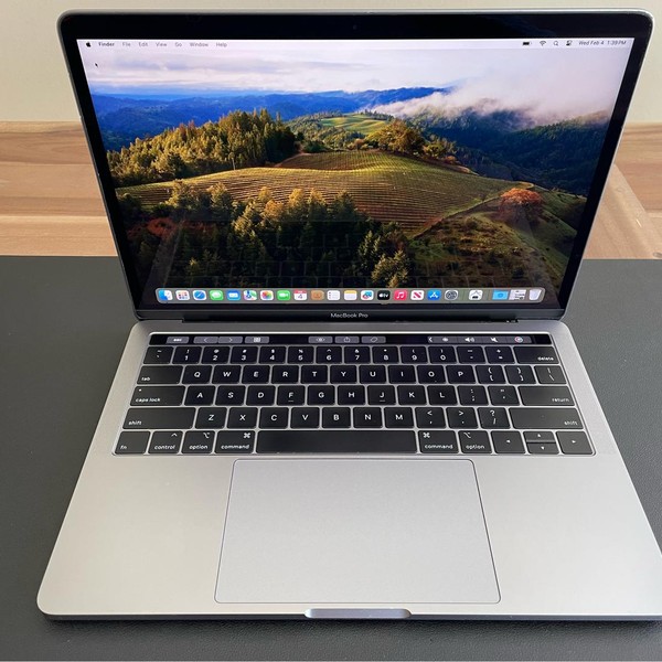 MacBook Pro 2019 - 13 inch - 256 GB, Gray, 8 GB, Intel Core i5