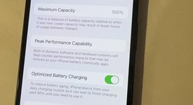 Mint
													Apple iPhone 13 - Unlocked, Midnight, 128 GB, A2482, photo 4 of 8