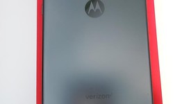 Mint
													Moto Z4 - Verizon, Gray, 128 GB, 4 GB, photo 3 of 7