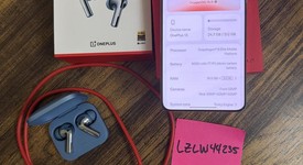 Good
													OnePlus 13 - Unlocked, Arctic Dawn, 512 GB, 16 GB, photo 2 of 10