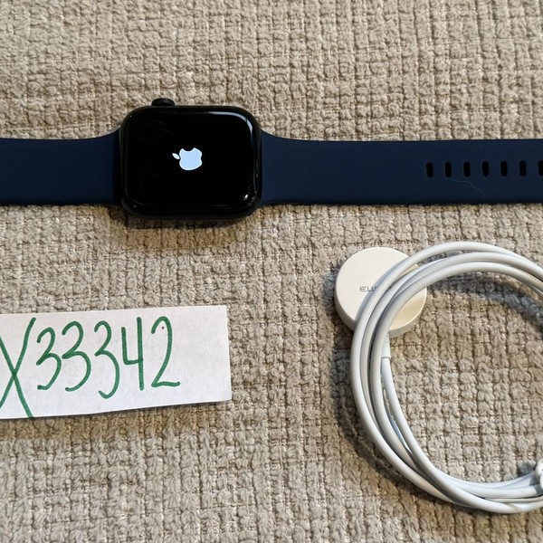 Apple Watch Series 8 45mm - Unlocked, Midnight, A2774 - Cellular, Aluminum